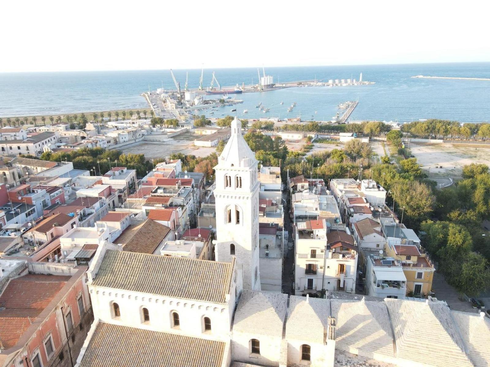 Cd Romanello Барлетта Экстерьер фото
